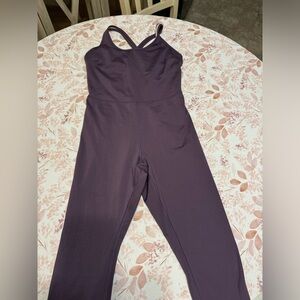 Women's Purple Pilates bodysuit workout.
Was a gift n it's too small 4 my frame.